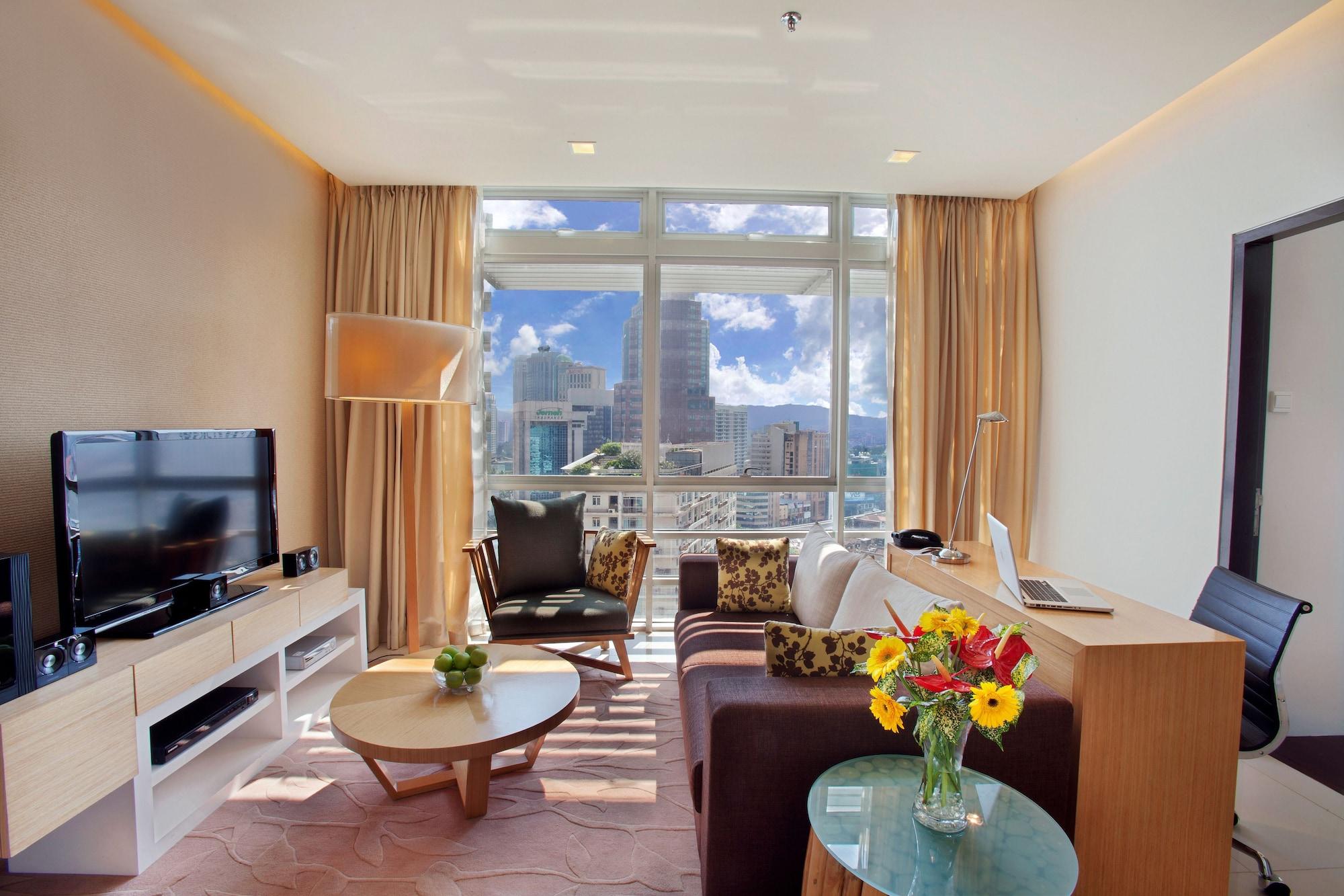 Parkroyal Serviced Suites קואלה לומפור מראה חיצוני תמונה Living room